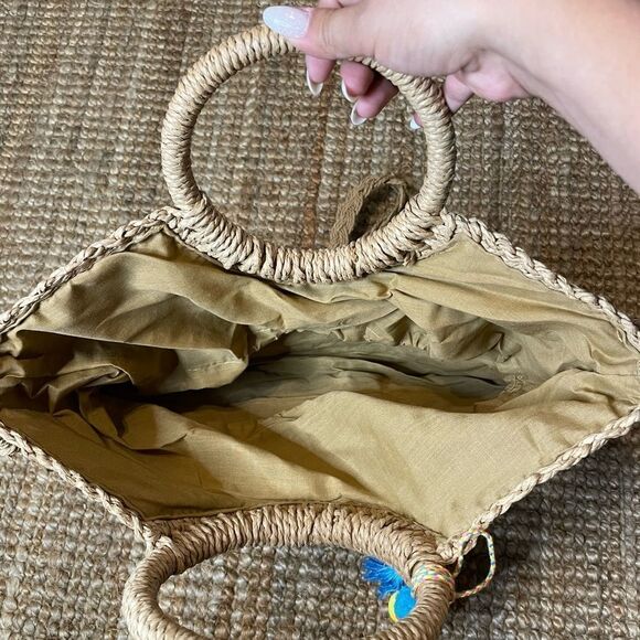 Woven Bag - Picture 4 of 5